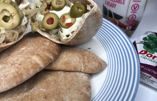 Moroccan Chicken with Yogurt Tahini Sauce