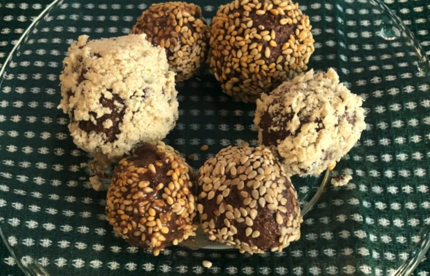 Expresso Tahini Chocolate Truffle Balls