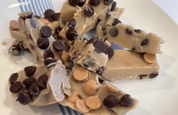 No Bake Tahini Cookie Bars