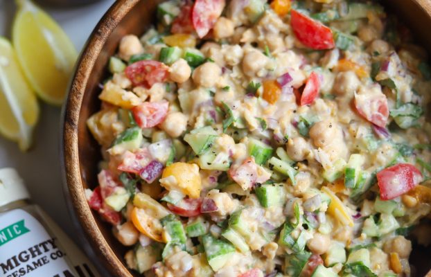 Mediterranean Chickpea Salad